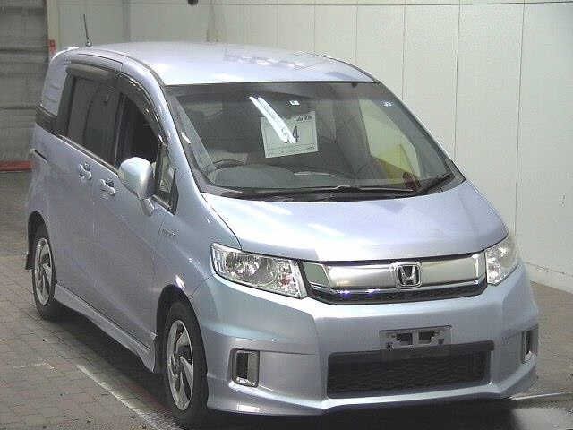 84 Honda Freed spike GP3 2014 г. (JU Fukushima)